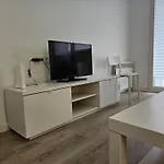 150a Moderno, Playa San Lorenzo By R2r Consulting * Gijón