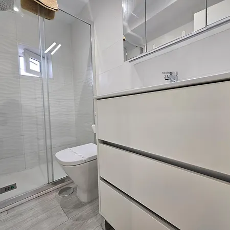 아파트 150a Moderno, Playa San Lorenzo By R2r Consulting *