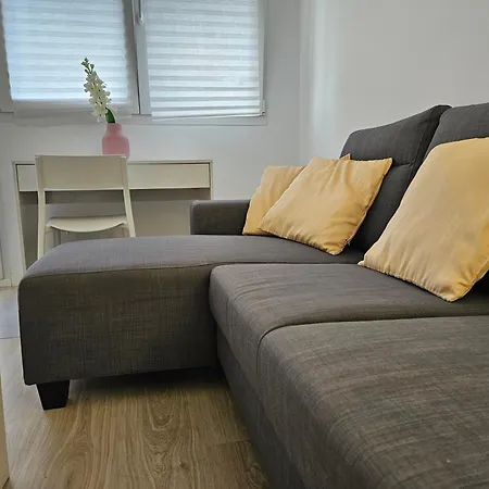 150a Moderno, Playa San Lorenzo Apartment Gijon