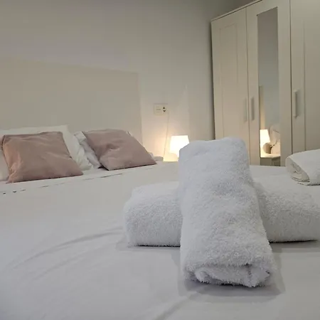 150a Moderno, Playa San Lorenzo Apartment *